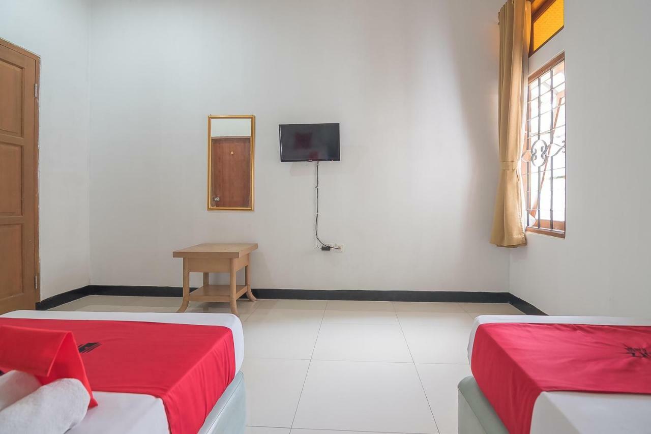 Reddoorz @ Maribaya Street 2 Hotel Lembang Bagian luar foto