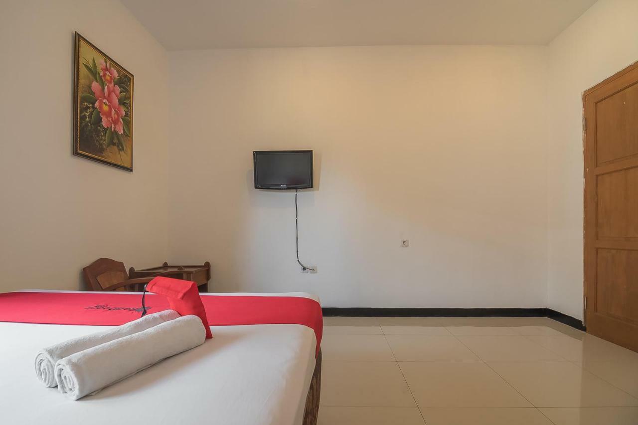 Reddoorz @ Maribaya Street 2 Hotel Lembang Bagian luar foto