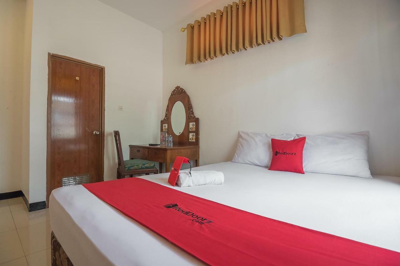 Reddoorz @ Maribaya Street 2 Hotel Lembang Bagian luar foto